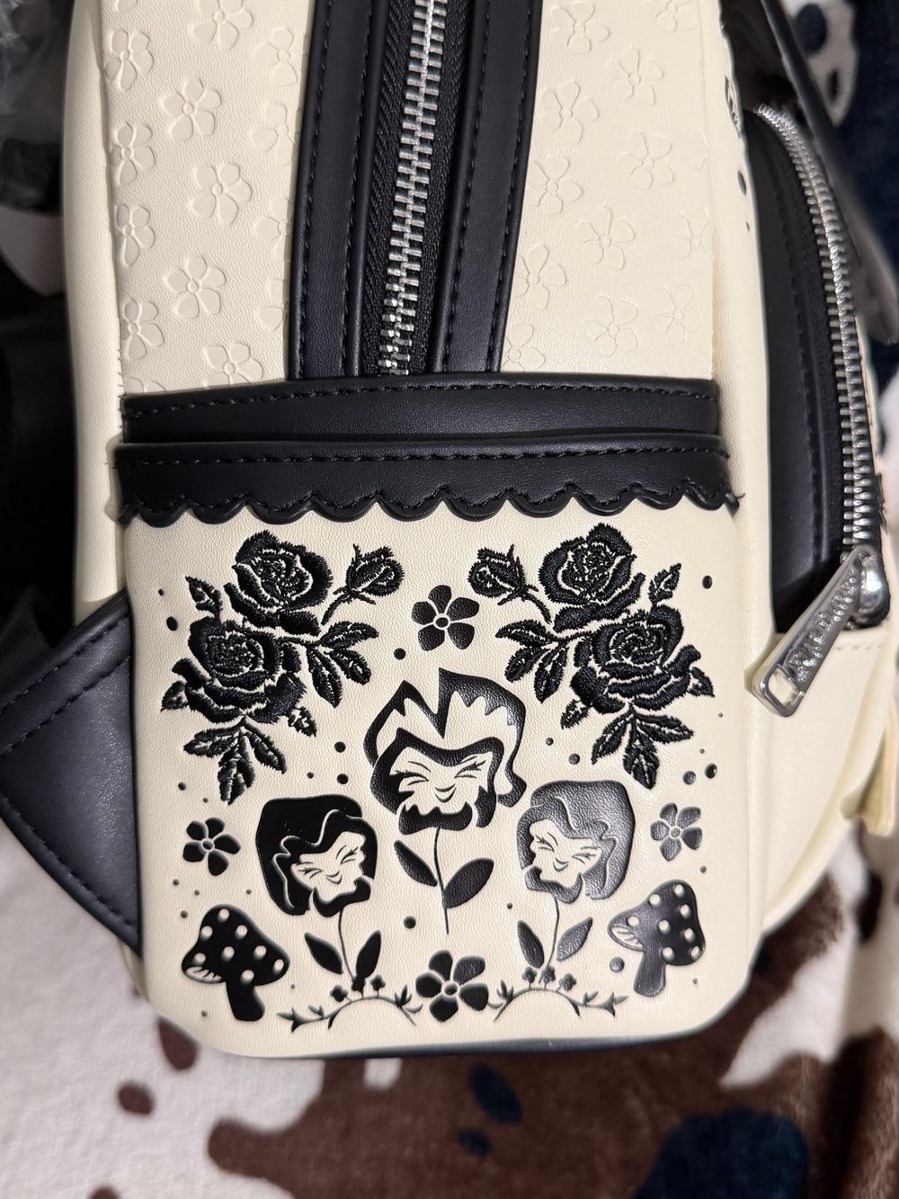 Loungefly Cream & Black Alice Floral Mini Backpack - Picture 2 of 6